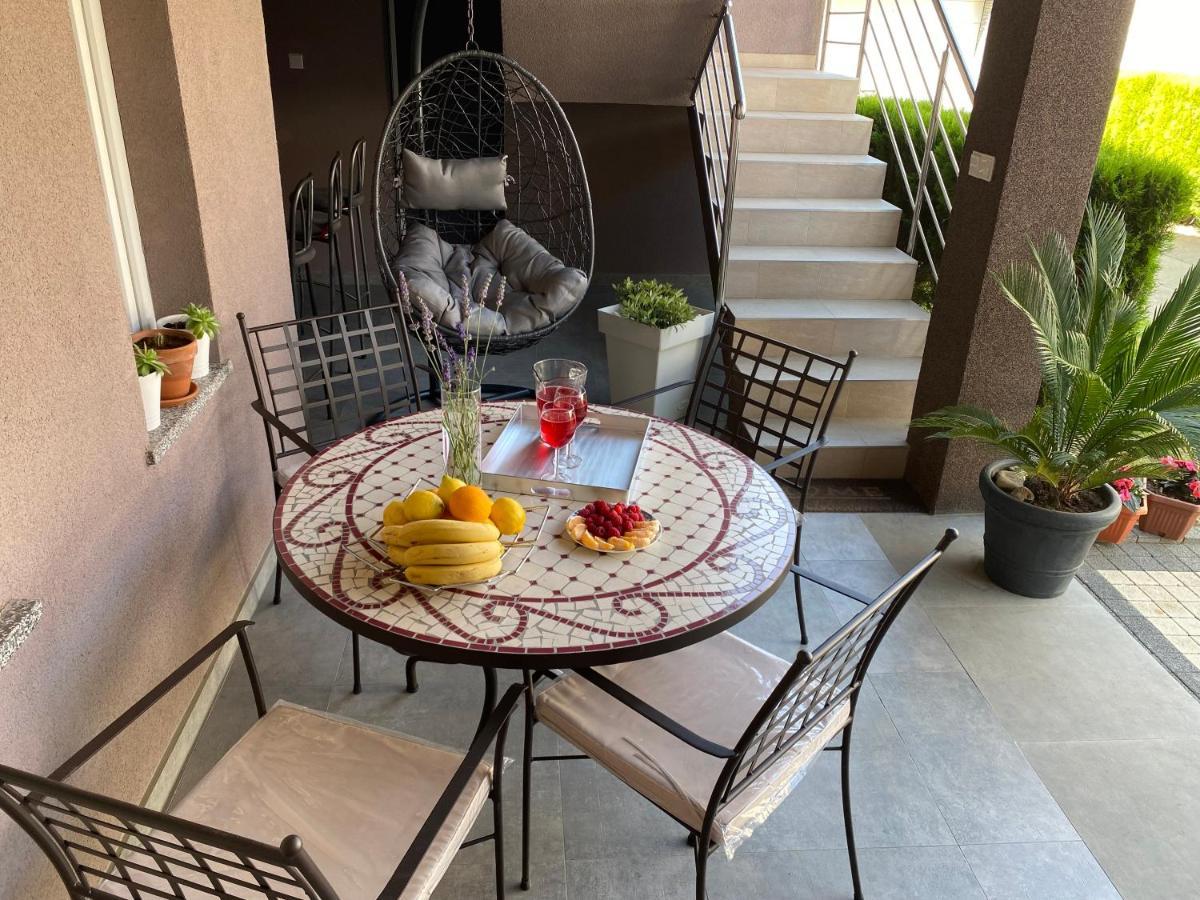 Apartman Lovric Ðakovo Bagian luar foto