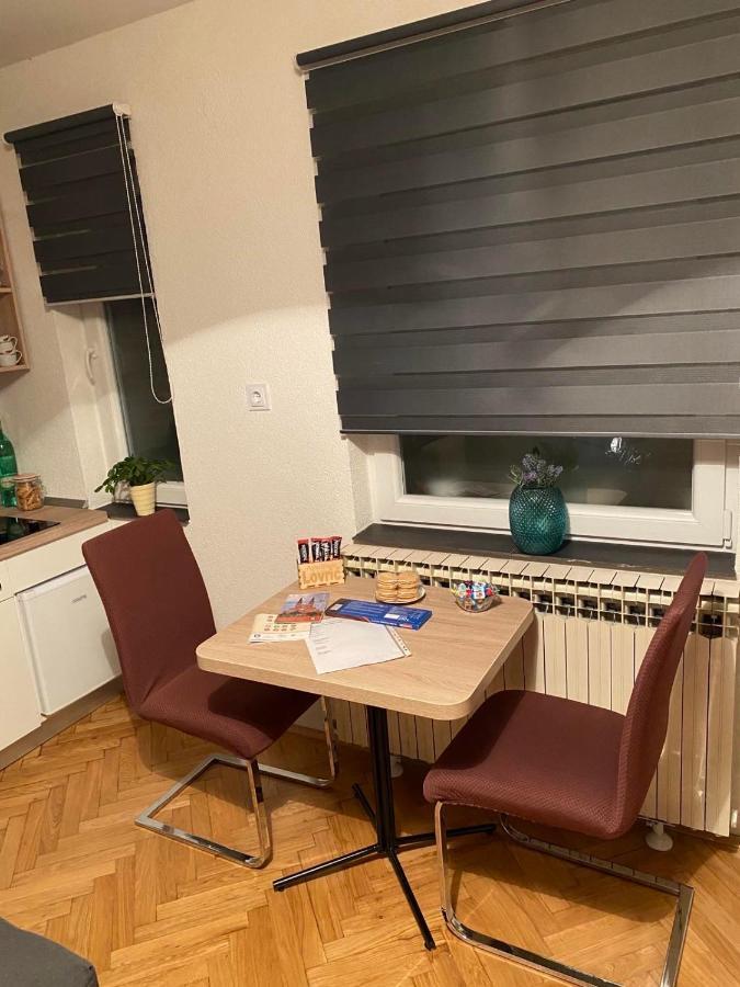 Apartman Lovric Ðakovo Bagian luar foto